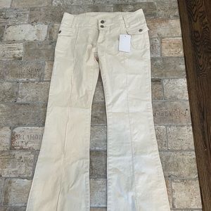 Brandy Melville beige cargo pants